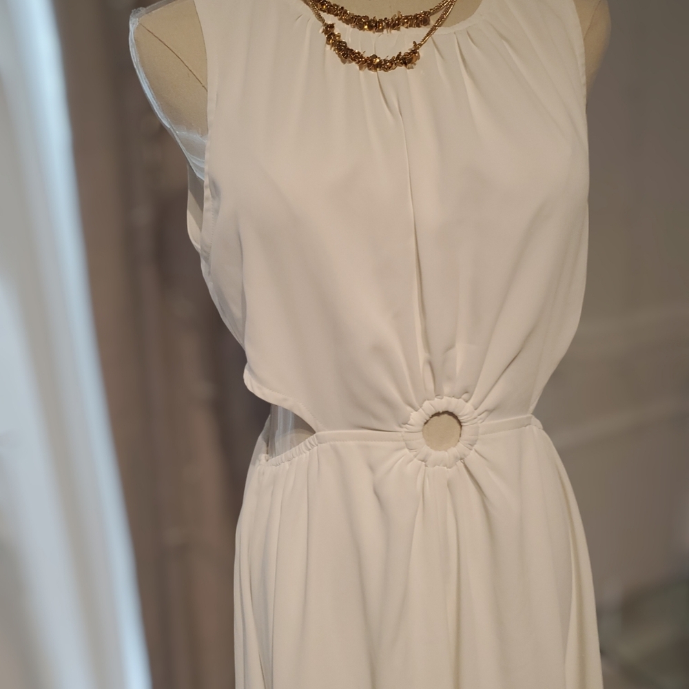 Entro  Sleeveless Cutout Maxi Dress size Medium - Picture 4 of 5
